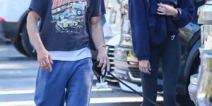 街拍丨凯雅·杰柏和奥斯汀·巴特勒在洛杉矶一起外出散步
