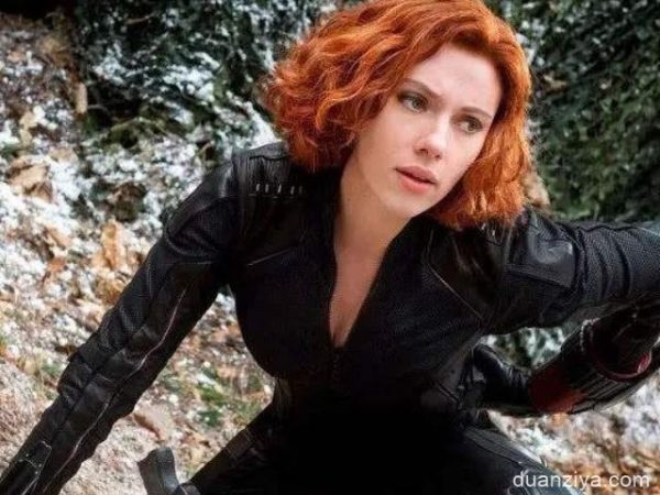 同样是忘台词：洛基靠卖萌，钢铁侠靠发挥，他是真的绝望！-插图