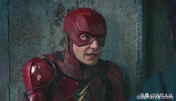 《闪电侠》演员的合约都快到期了，电影还能不能拍了？-插图4