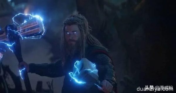 雷神第一把武器并非雷神之锤,是《复联4》暴风战斧原型-插图 雷神第一把武器并非雷神之锤,是《复联4》暴风战斧原型-插图