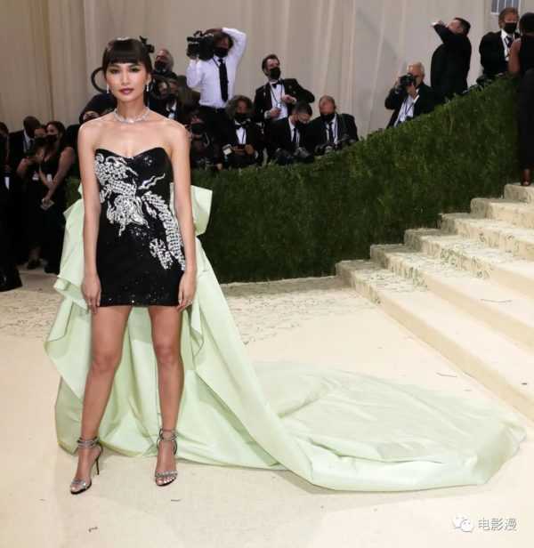 活动丨嘉玛·陈出席Met Gala 2021，造型致敬黄柳霜-插图3