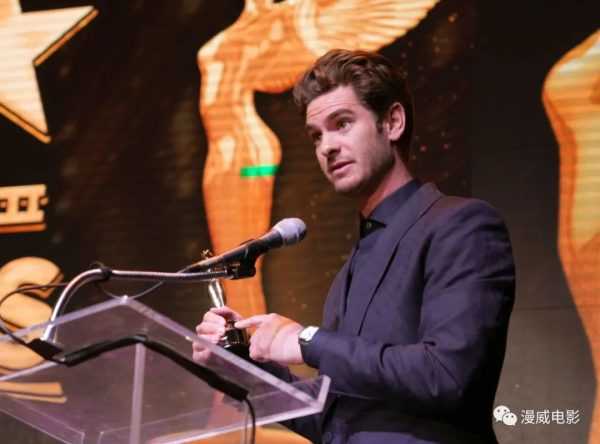 恭喜加菲获得第五届好莱坞影评人协会奖最佳男演员-插图