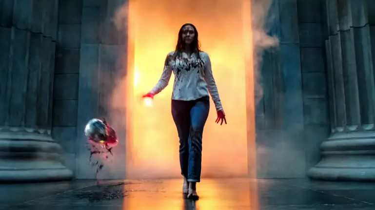 《奇异博士2》全新预告发布，红女巫进攻光照会，徒手捏碎奥创机器人-插图