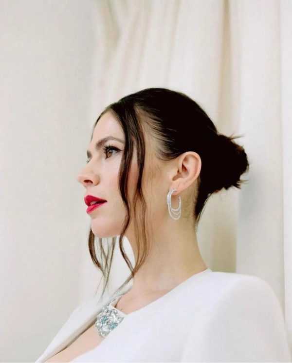 高清丨海莉·阿特维尔为珠宝品牌拍摄宣传照-插图4