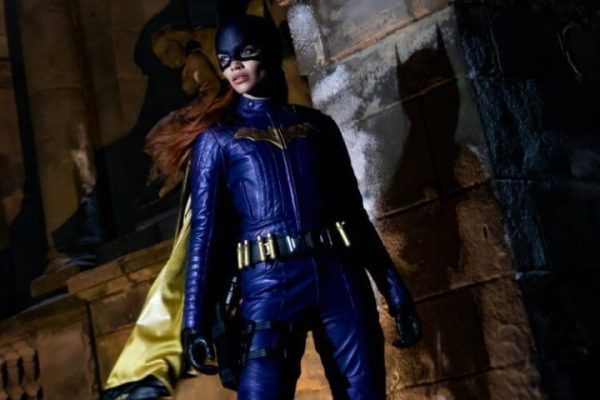 《蝙蝠女》传将在华纳内部进行秘密的“葬礼放映”缩略图