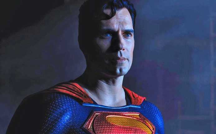 DC新宇宙为何容不下亨利·卡维尔版的超人呢？-1