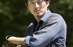 传闻漫威让史蒂文·元出演漫威“哨兵”,粉丝:超级赛亚人吗?缩略图 传闻漫威让史蒂文·元出演漫威“哨兵”,粉丝:超级赛亚人吗?缩略图
