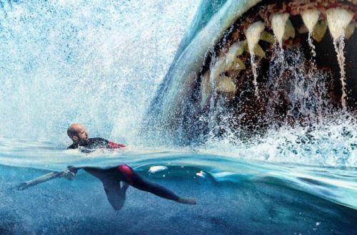 《巨齿鲨2》首支预告亮相，画面震撼展示恐龙与鲨鱼激战！-1