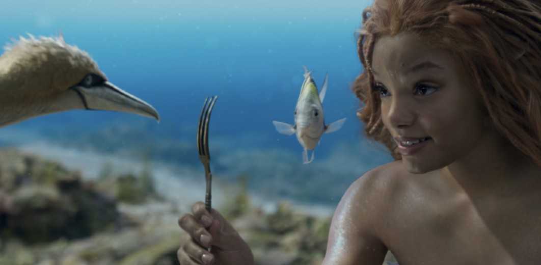 真男人！《阿拉丁》的主演梅娜·马苏德公开抨击《小美人鱼》-插图1