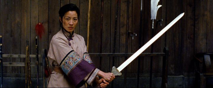 杨紫琼成为首位获得奥斯卡影后的亚裔演员，亚裔演员开创更多可能性-1