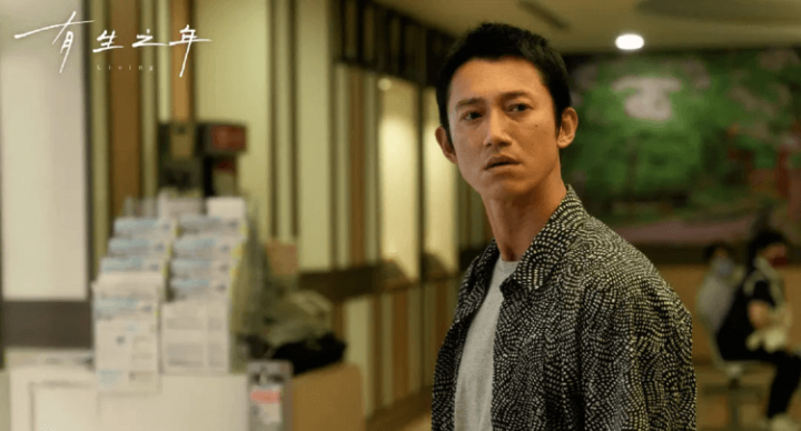 剧评：《有生之年》深刻反映三无青年的求生哀歌，生活感十足-6