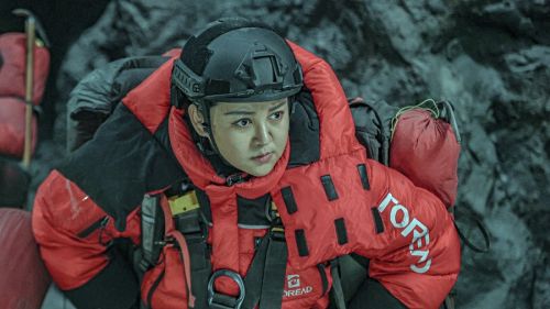 《极限奇援》1月12日上映，雪村与俞晴夫妇共同导演-8