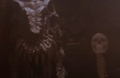 《穷山恶水》电影：揭示《铁血战士》系列中最可怕的怪物缩略图
