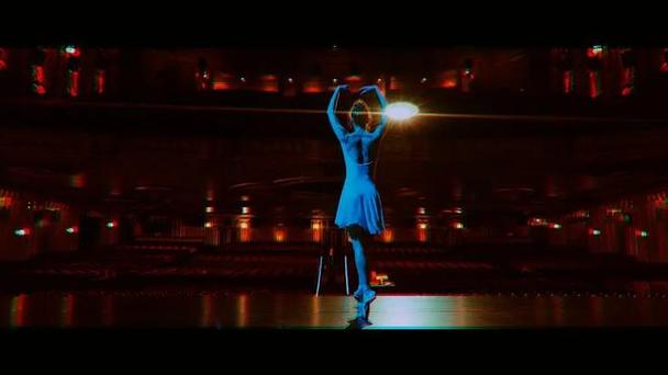 《芭蕾女杀手》：基努·里维斯的约翰·威克传奇延续与新角色的崛起-1