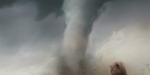 《龙卷风》重启版预告发布，风暴追逐者勇敢面对自然危机缩略图