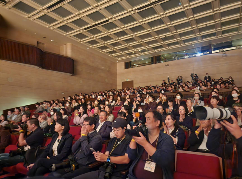 导演胡玫拿下2024东京电影节金鹤奖评委会特别奖