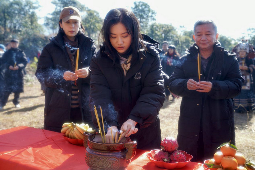 电影《平行世界》开拍：一起踏上光影编织的梦幻旅程！