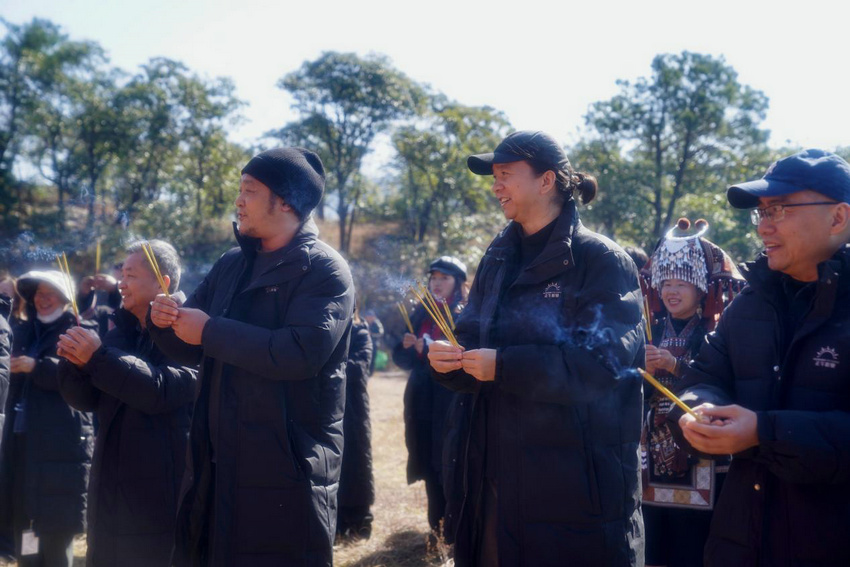 电影《平行世界》开拍：一起踏上光影编织的梦幻旅程！