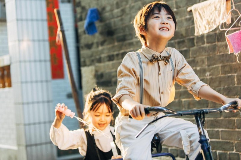 泪别春天！《重逢终章》今日上映 林晓薇催泪演绎大湾区乡愁