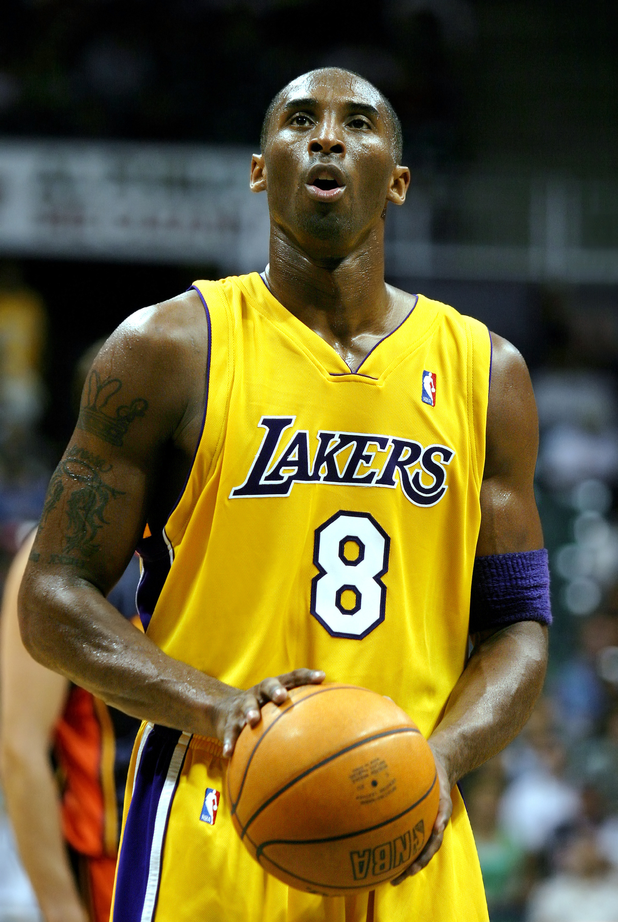 揭秘科比选秀秘辛：《第八顺位》再现NBA史上最戏剧性交易博弈