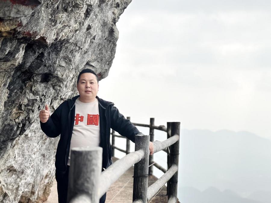 田海松新片《爱在印江》要上大银幕,为家乡旅游打call插图1 田海松新片《爱在印江》要上大银幕,为家乡旅游打call