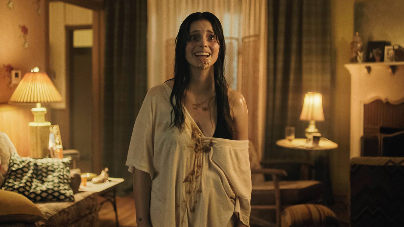 Obsession & Weapons Exist In The Same Universe: Horror Theory Explained