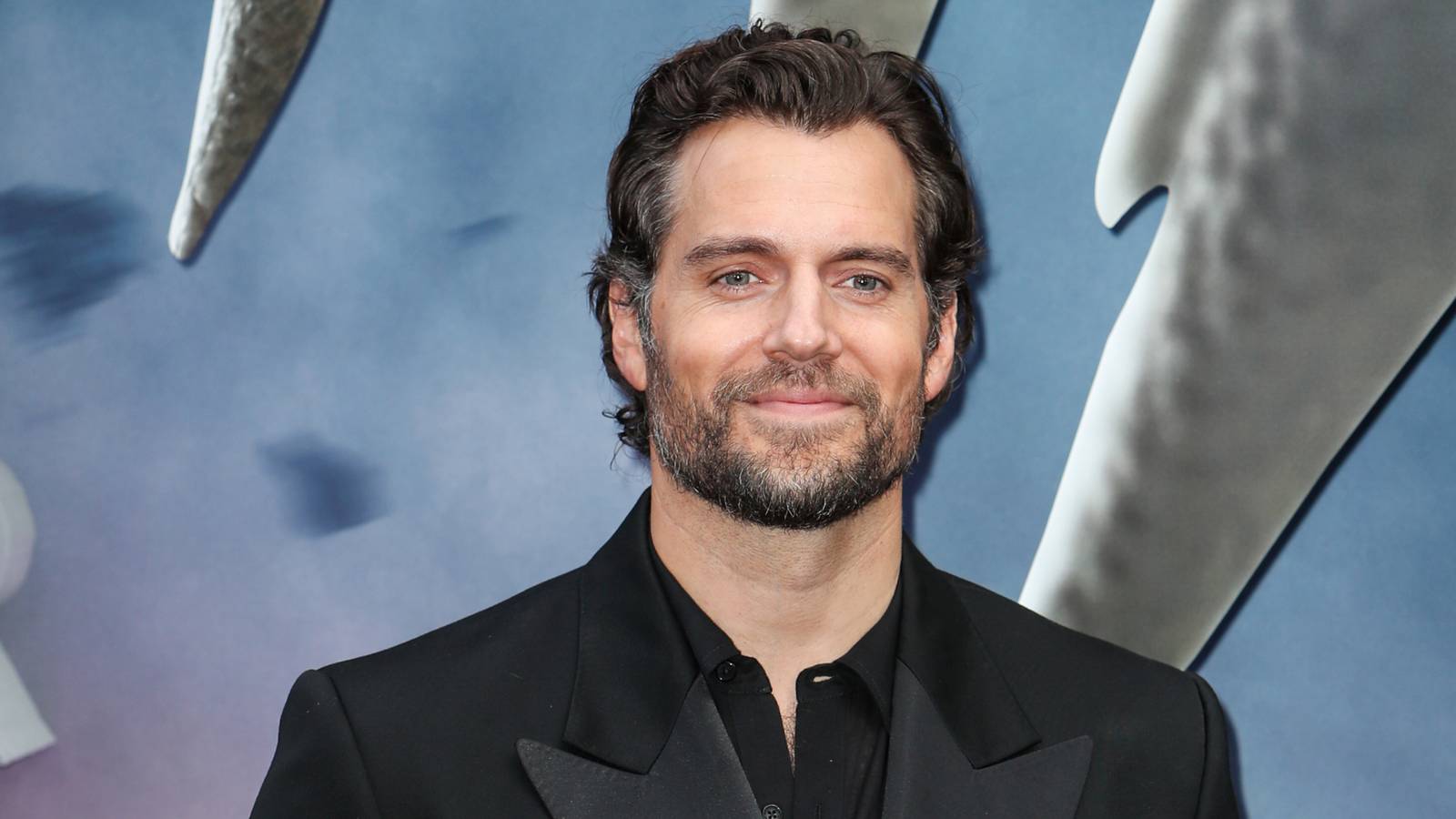 Henry Cavill's New Highlander Reboot Gets Exciting Filming Update From Russell Crowe